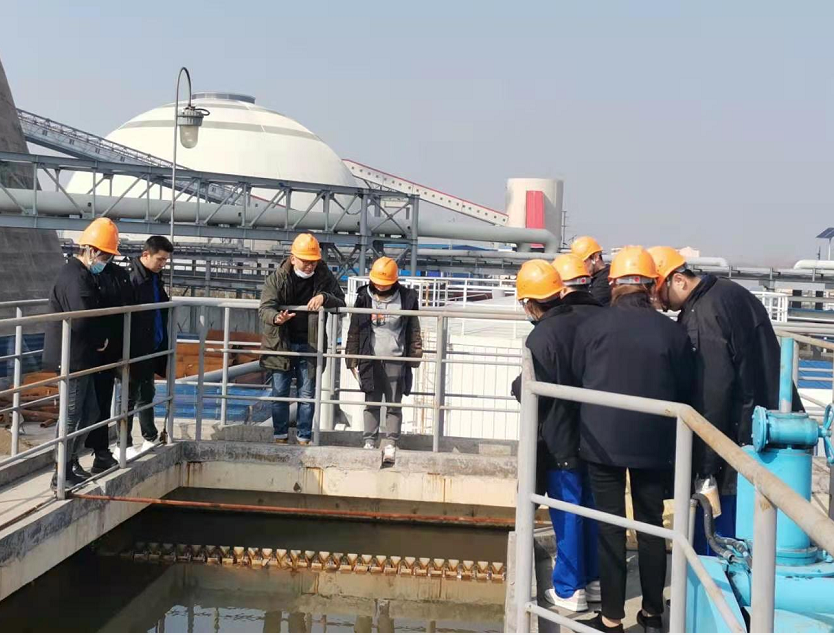 魯東環(huán)保對客戶進行反滲透日常維護、故障診斷技術(shù)培訓